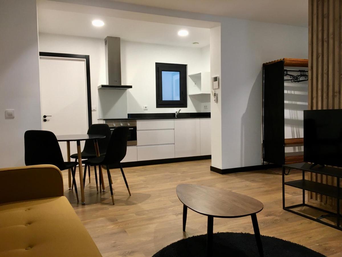 Loft De Diseno Con Balcon Daire Figueres  Dış mekan fotoğraf
